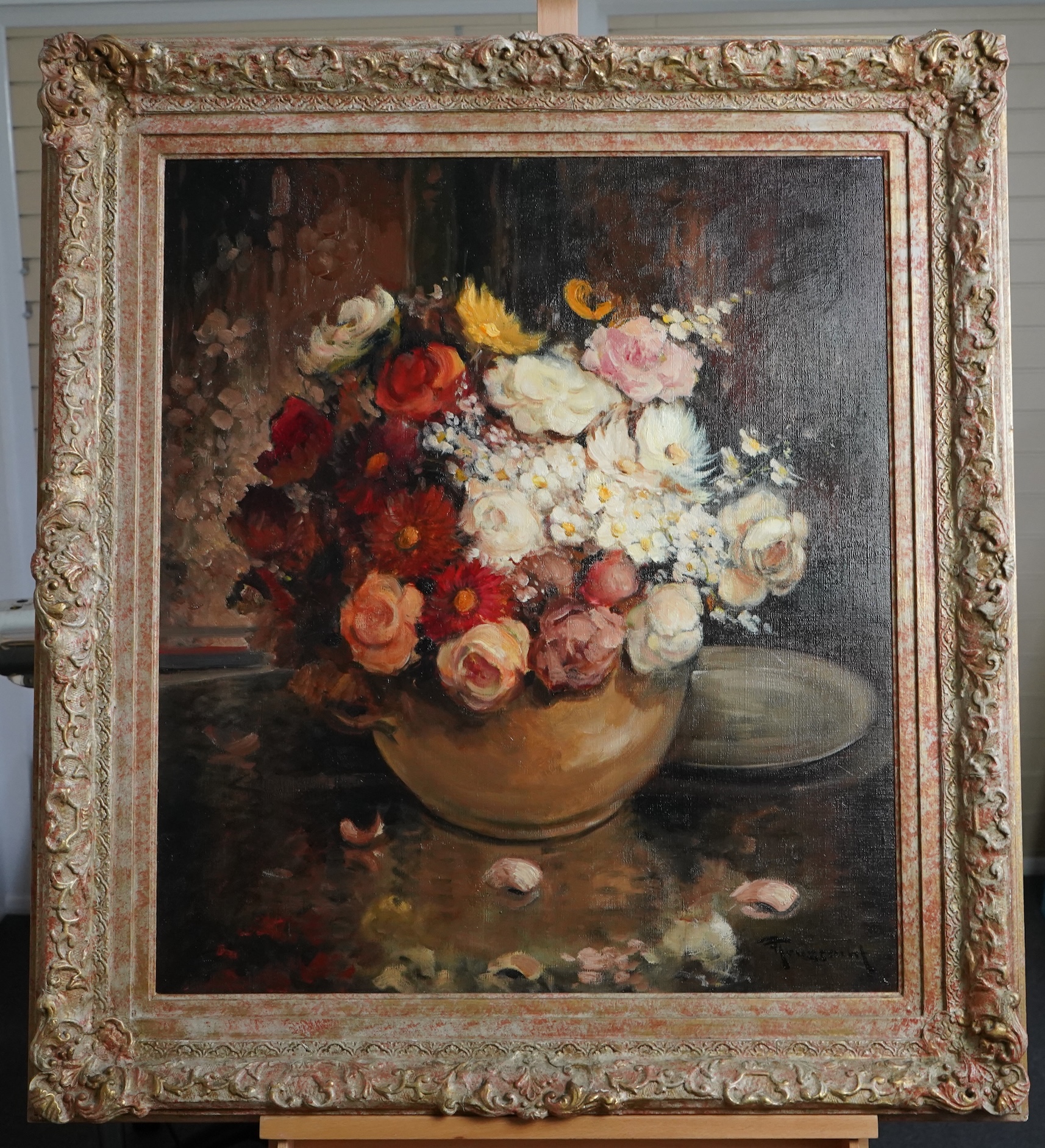 Fernand Toussaint, Belgian 1873–1956, Still life study of mixed flowers in a vase